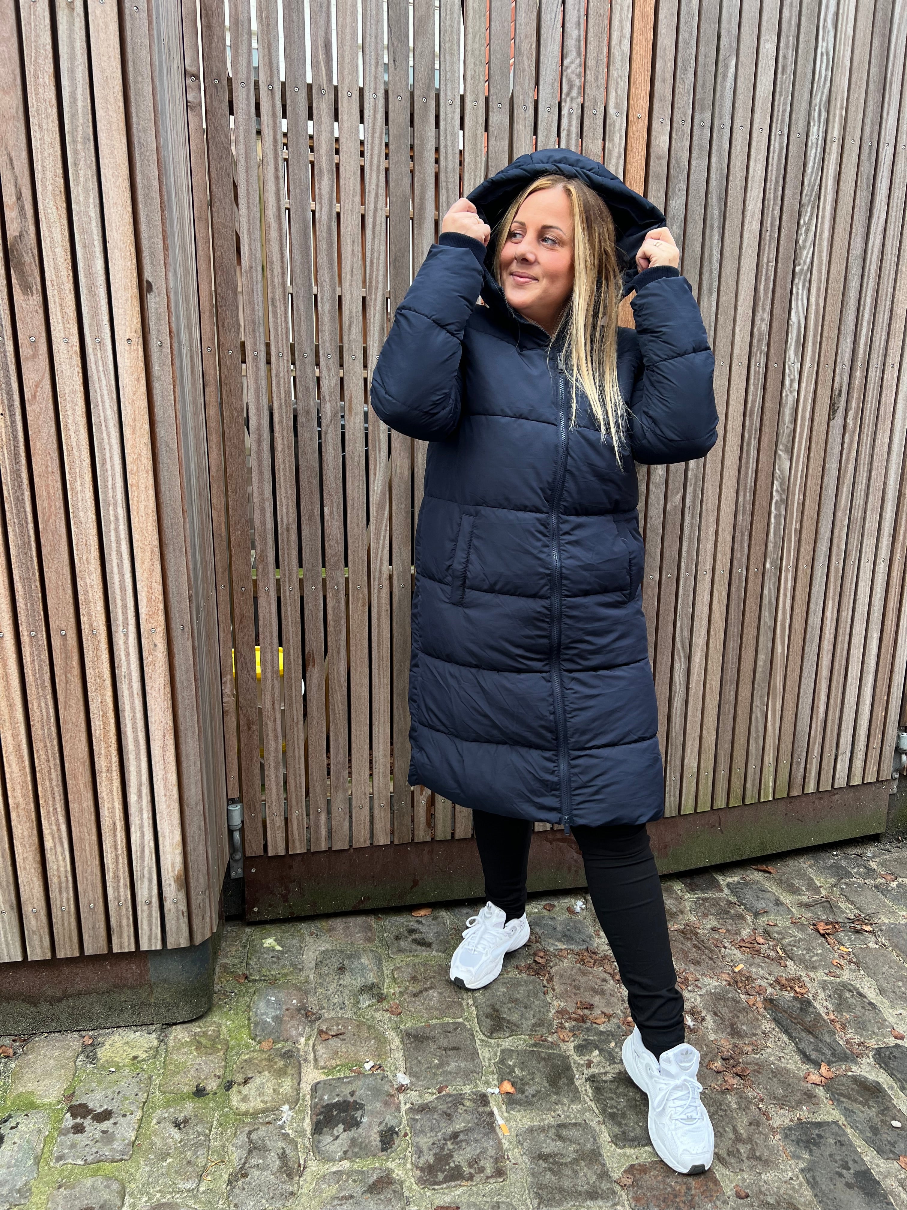 PCBEE Coat - Sky Captain